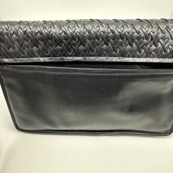 Etienne AIGNER Vintage Genuine Soft Buttery Leather Woven Crossbody Black Bag - Picture 8 of 16